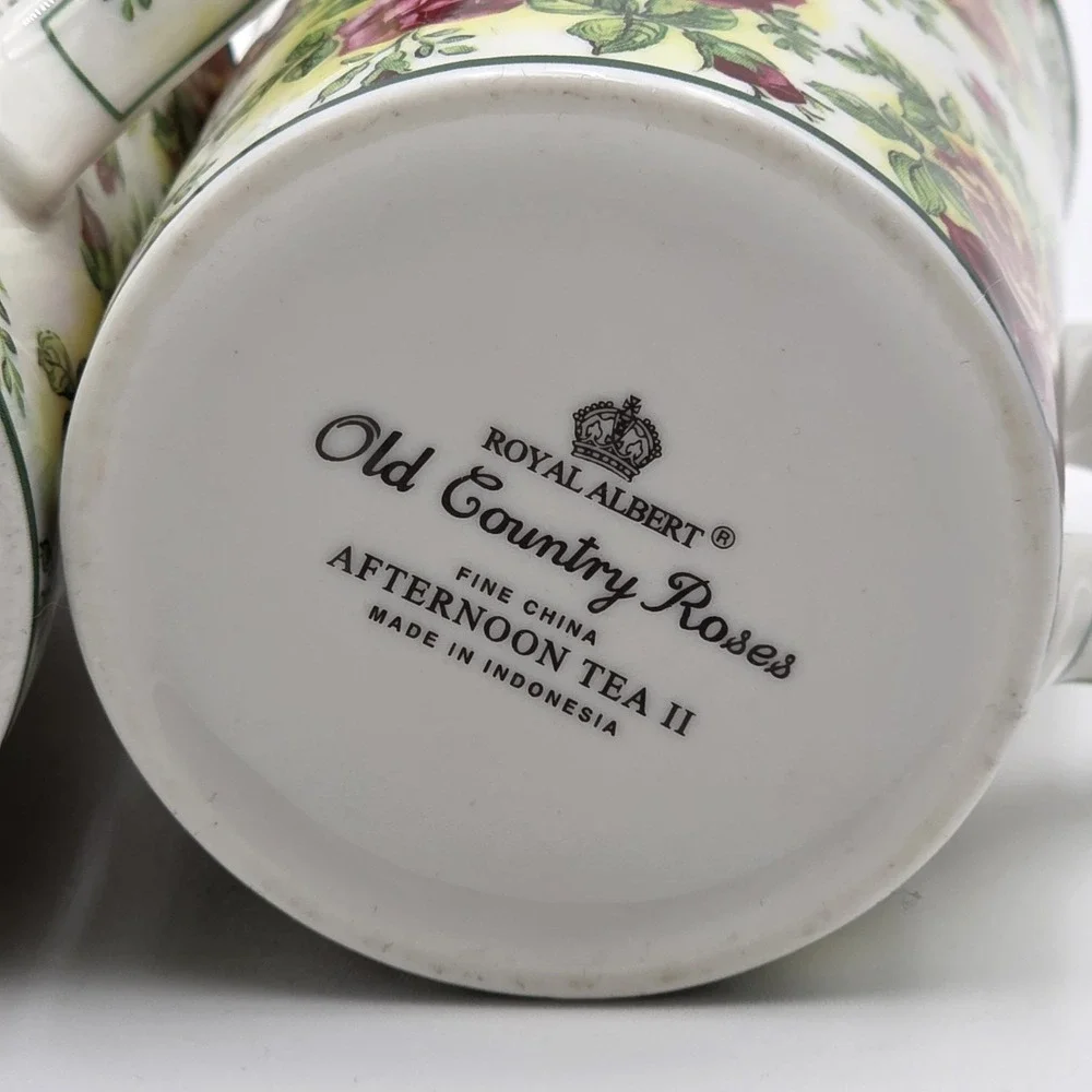Royal‎ Albert Old Country Roses Fine China Afternoon Tea II Lot of 4